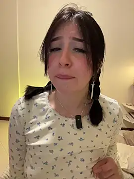 evelynrosess1 online show from 1, 8, 2026