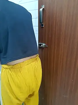 Snapshot of Kanchan7909 chatting on 7, 3, 2026 Kanchan7909 online show from 7, 3, 2026