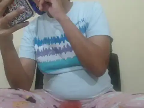 Snapshot of Kandysweety_2 chatting on 1, 2, 2026 Kandysweety 2 online show from 1, 2, 2026