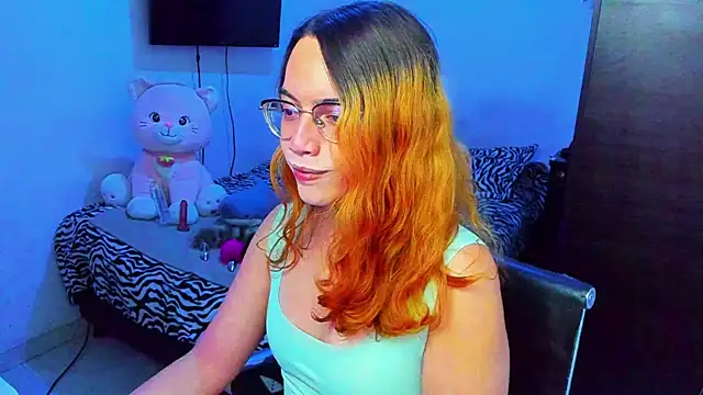 Snapshot of lillykittyyy chatting on 6, 2, 2026 lillykittyyy online show from 6, 2, 2026