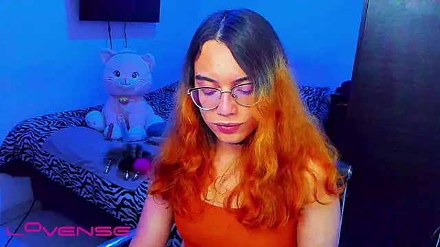 lillykittyyy online show from 23, 3, 2026