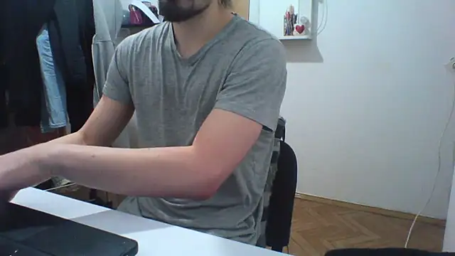 Snapshot of KaelNox chatting on 8, 3, 2026 KaelNox online show from 8, 3, 2026