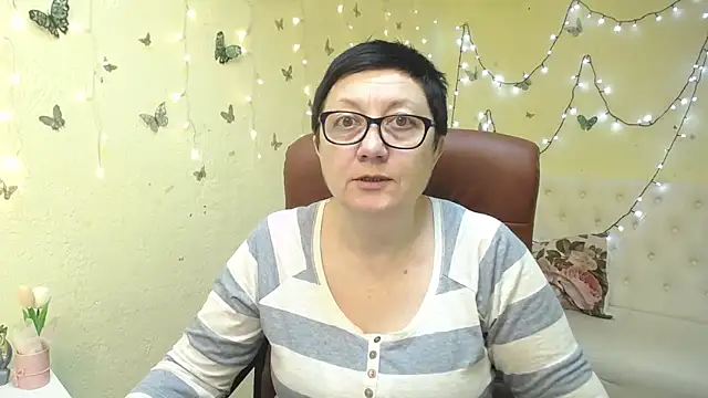 Snapshot of EmilyL0ve chatting on 17, 3, 2026 EmilyL0ve online show from 17, 3, 2026