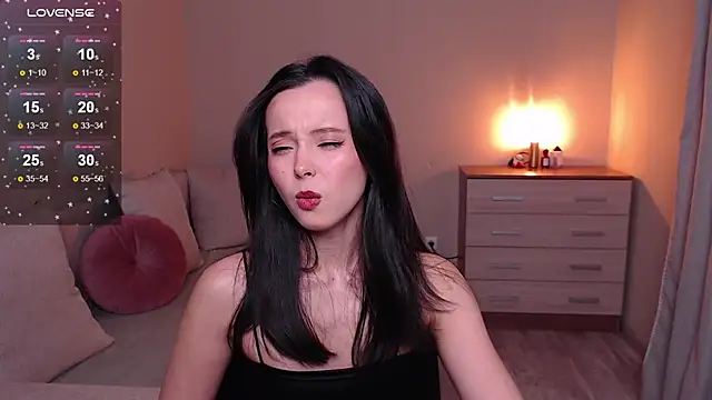 lia hetty online show from 12, 1, 2025