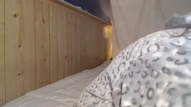 saraswirls69xh online show from 15, 1, 2026