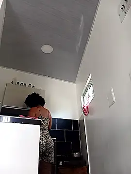 Snapshot of IIv0ryN0IIReX-XX chatting on 17, 1, 2026 IIv0ryN0IIReX-XX online show from 17, 1, 2026