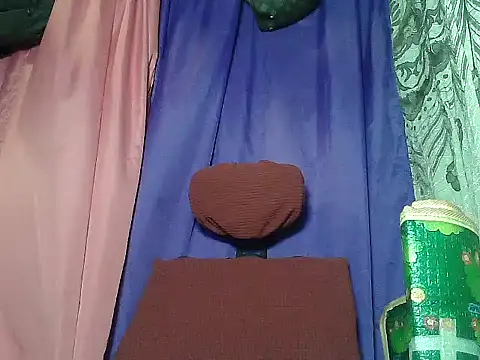 Snapshot of prettymomma24xx chatting on 8, 7, 2026 prettymomma24xx online show from 8, 7, 2026