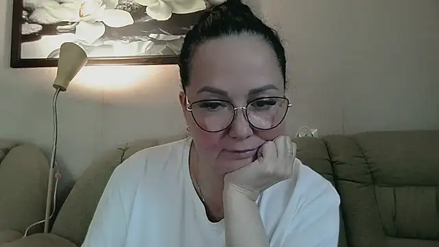 infinity loveliness online show from 4, 7, 2026