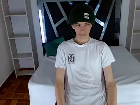 sora jun online show from 28, 4, 2026
