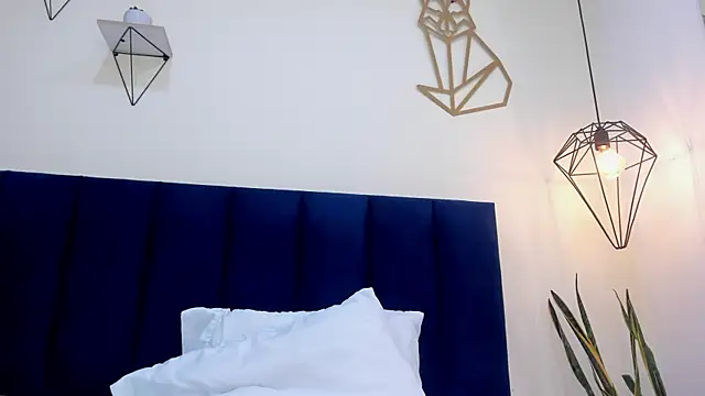 Snapshot of mayaevansmg chatting on 16, 6, 2026 mayaevansmg online show from 16, 6, 2026