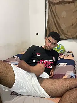 Snapshot of youngalexofficial chatting on 27, 2, 2026 youngalexofficial online show from 27, 2, 2026