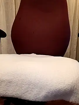 Snapshot of DucesWild23 chatting on 6, 2, 2026 DucesWild23 online show from 6, 2, 2026