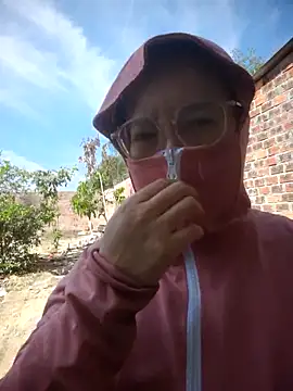 Snapshot of lina_loveee chatting on 13, 2, 2026 lina loveee online show from 13, 2, 2026