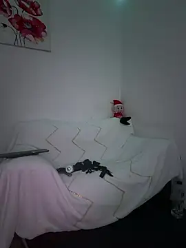 Marisa ass online show from 28, 4, 2026