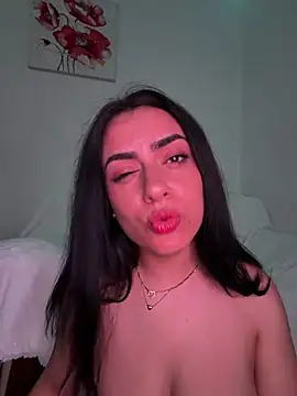 Marisa ass online show from 5, 5, 2026