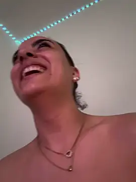 Marisa ass online show from 27, 6, 2026