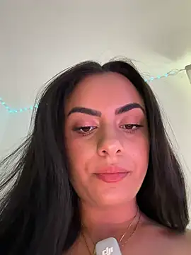 Marisa ass online show from 31, 7, 2026