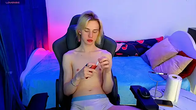 lucidangelok1 online show from 29, 4, 2026