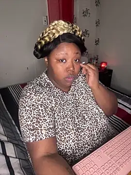 Snapshot of Chocolatebunnyxx96 chatting on 12, 3, 2026 Chocolatebunnyxx96 online show from 12, 3, 2026