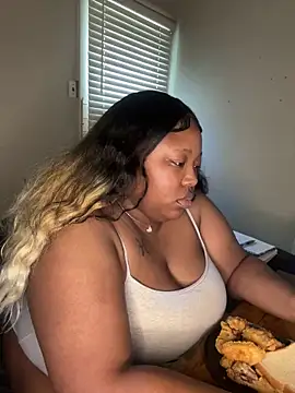 Snapshot of Chocolatebunnyxx96 chatting on 22, 3, 2026 Chocolatebunnyxx96 online show from 22, 3, 2026