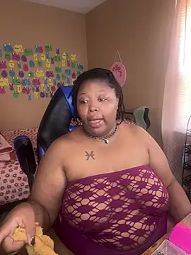 Chocolatebunnyxx96 online show from 2, 7, 2026