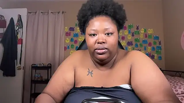 Chocolatebunnyxx96 online show from 14, 7, 2026