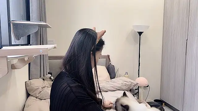 Snapshot of BabyOneDaily chatting on 12, 1, 2026 BabyOneDaily online show from 12, 1, 2026