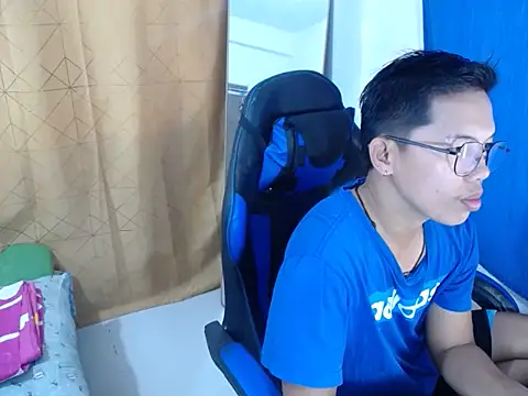 holly oreo online show from 21, 7, 2026