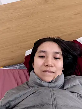 Snapshot of Shulee- chatting on 17, 1, 2026 Shulee- online show from 17, 1, 2026