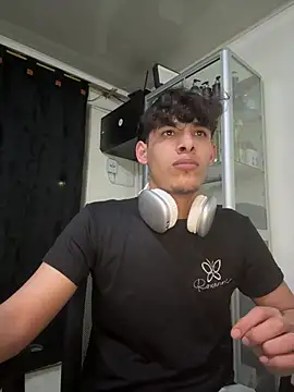 MaxStar26 online show from 21, 3, 2026