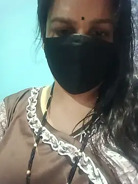 Snapshot of 01Roshani chatting on 27, 6, 2026 01Roshani online show from 27, 6, 2026