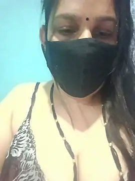 Snapshot of 01Roshani chatting on 27, 6, 2026 01Roshani online show from 27, 6, 2026