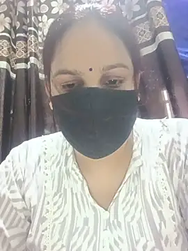 Snapshot of 01Roshani chatting on 7, 7, 2026 01Roshani online show from 7, 7, 2026