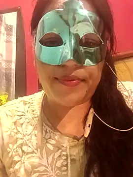 Snapshot of 01Roshani chatting on 10, 7, 2026 01Roshani online show from 10, 7, 2026