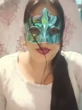 Snapshot of 01Roshani chatting on 22, 7, 2026 01Roshani online show from 22, 7, 2026
