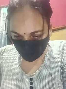 Snapshot of 01Roshani chatting on 28, 7, 2026 01Roshani online show from 28, 7, 2026