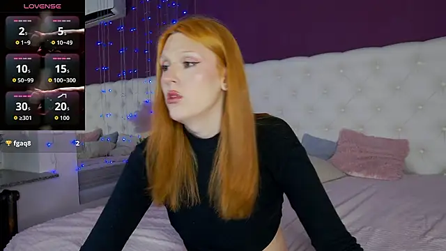 Snapshot of LunaBl1ss chatting on 7, 2, 2026 LunaBl1ss online show from 7, 2, 2026