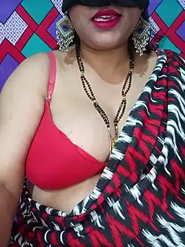 Snapshot of Hot-BHABHI696 chatting on 13, 5, 2026 Hot-BHABHI696 online show from 13, 5, 2026