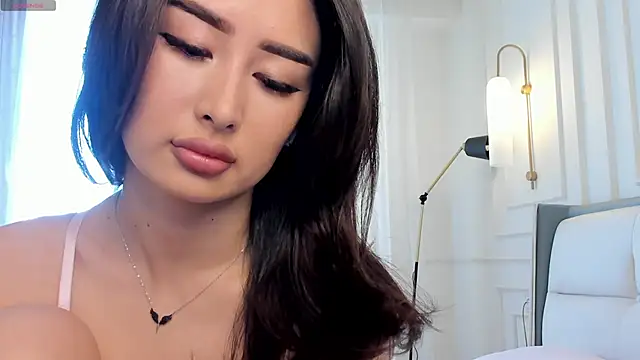 Snapshot of SayokoMia_S chatting on 6, 1, 2026 SayokoMia S online show from 6, 1, 2026