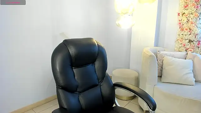 KayraLanne online show from 22, 2, 2026