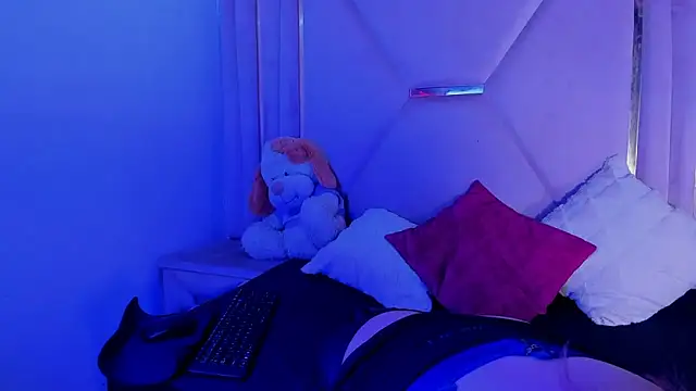 Snapshot of Meriland_HH chatting on 8, 2, 2026 Meriland HH online show from 8, 2, 2026