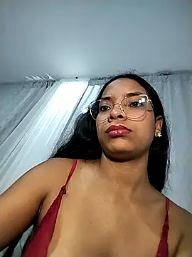 KATALINA SANTANA  online show from 7, 4, 2026