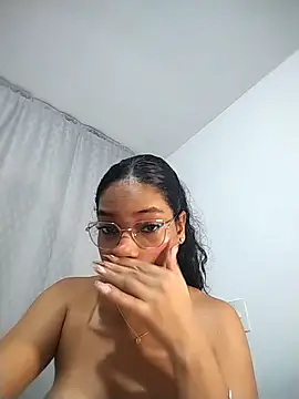 KATALINA SANTANA  online show from 6, 5, 2026