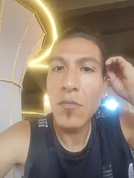 Rodrigohernan19 online show from 5, 4, 2026