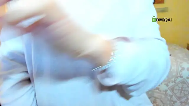 Snapshot of juliiaroberts chatting on 6, 3, 2026 juliiaroberts online show from 6, 3, 2026