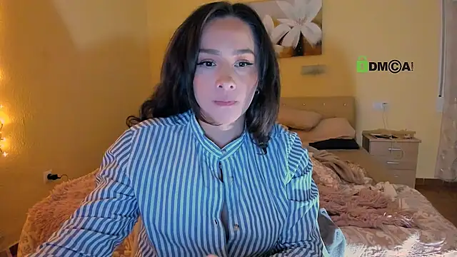 Snapshot of juliiaroberts chatting on 13, 3, 2026 juliiaroberts online show from 13, 3, 2026