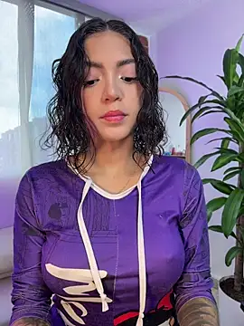 SofyDreammy online show from 3, 5, 2026