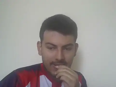 Snapshot of Mateotubbe chatting on 12, 3, 2026 Mateotubbe online show from 12, 3, 2026