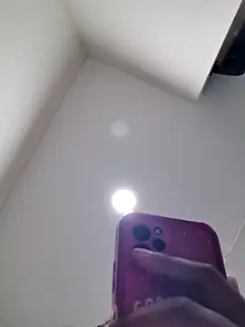 Snapshot of princess-boobz chatting on 28, 2, 2026 princess-boobz online show from 28, 2, 2026