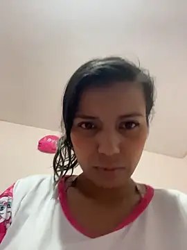 cinthia2011 online show from 26, 2, 2026